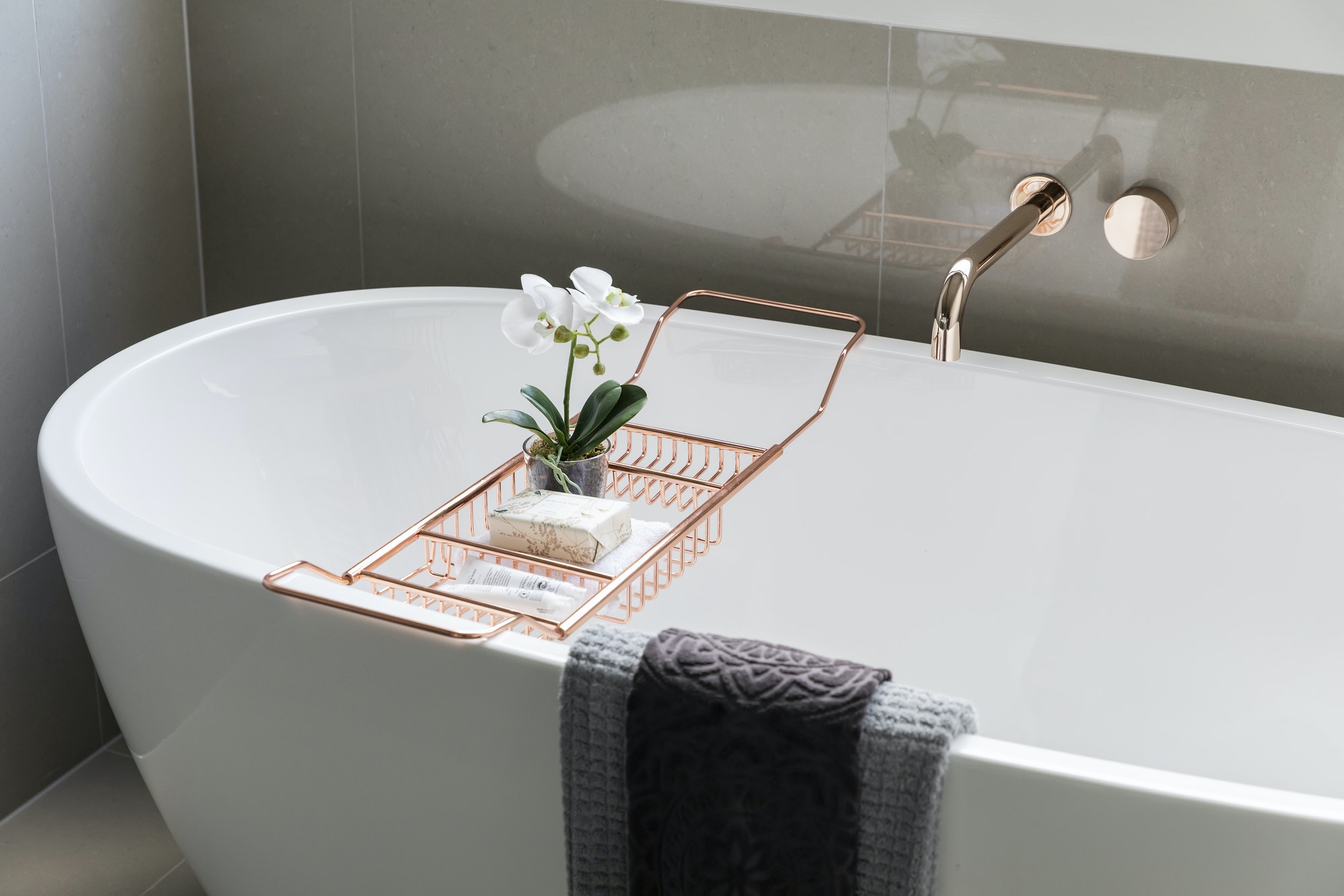 Stylish Modern Bathtub